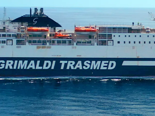 ¿Qué es un ferry?
