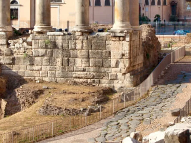 Foro romano: historia, arquitectura y curiosidades esenciales