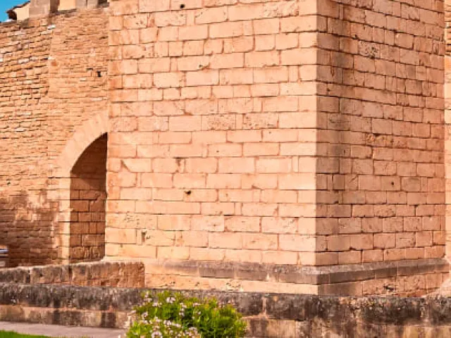Murallas de Alcudia: Una joya medieval en Mallorca